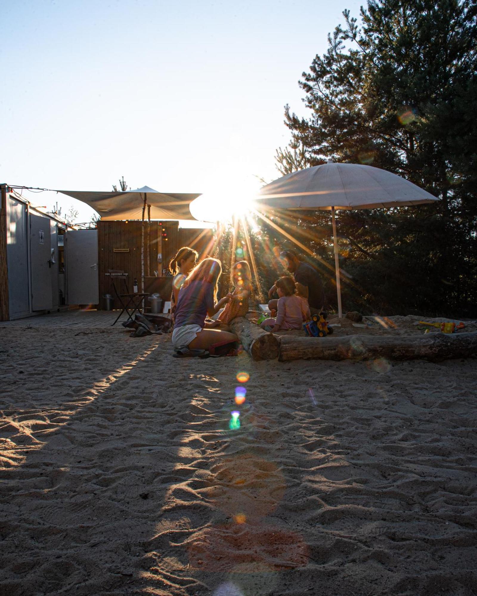 Raus Und Gut Glamping Am Graebendorfer See Drebkau المظهر الخارجي الصورة