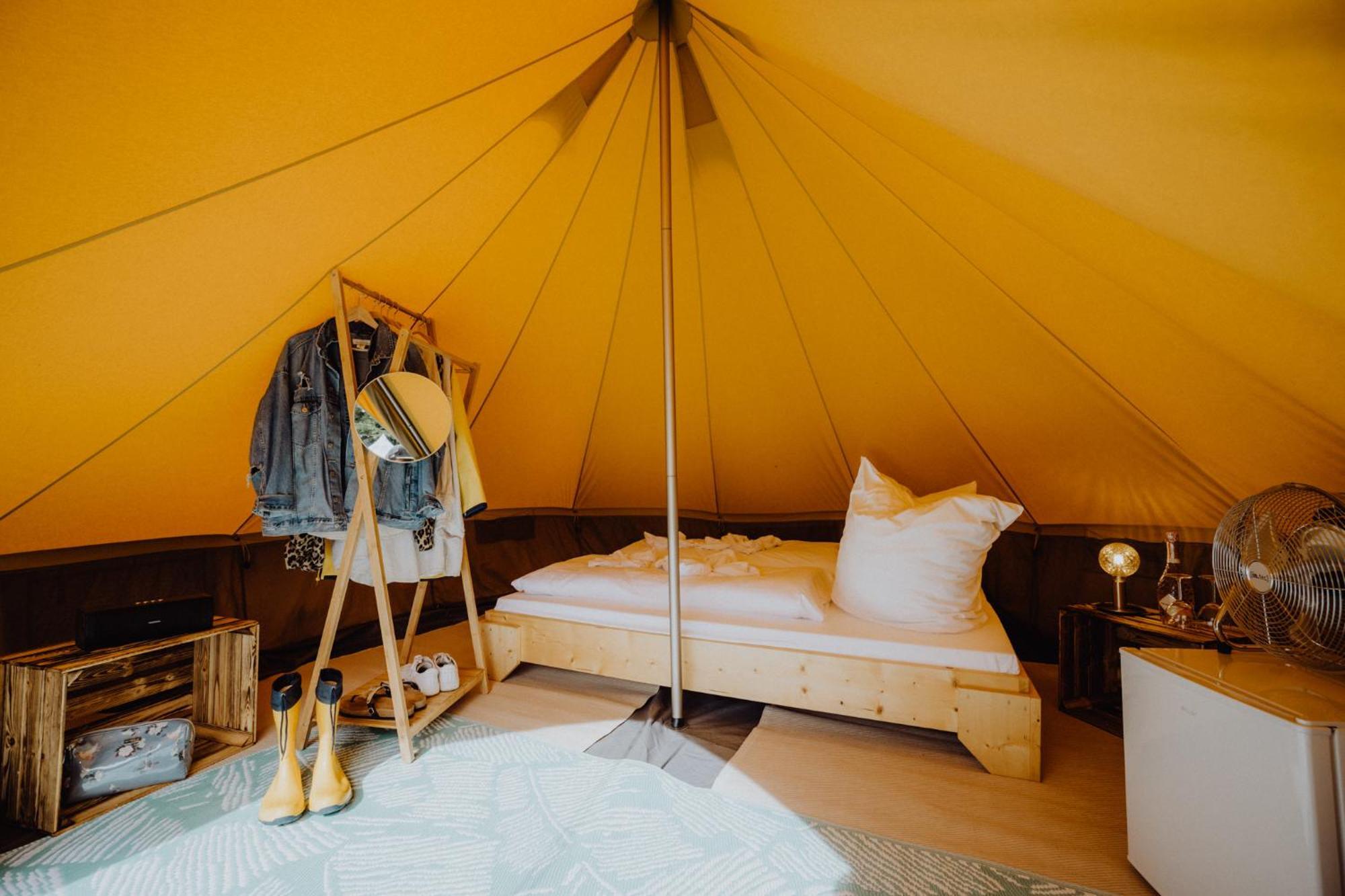 Raus Und Gut Glamping Am Graebendorfer See Drebkau المظهر الخارجي الصورة
